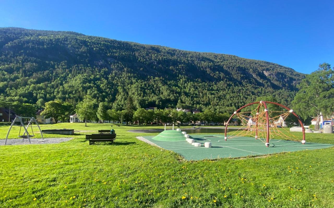 Tveitopark Apartments Rjukan Bagian luar foto